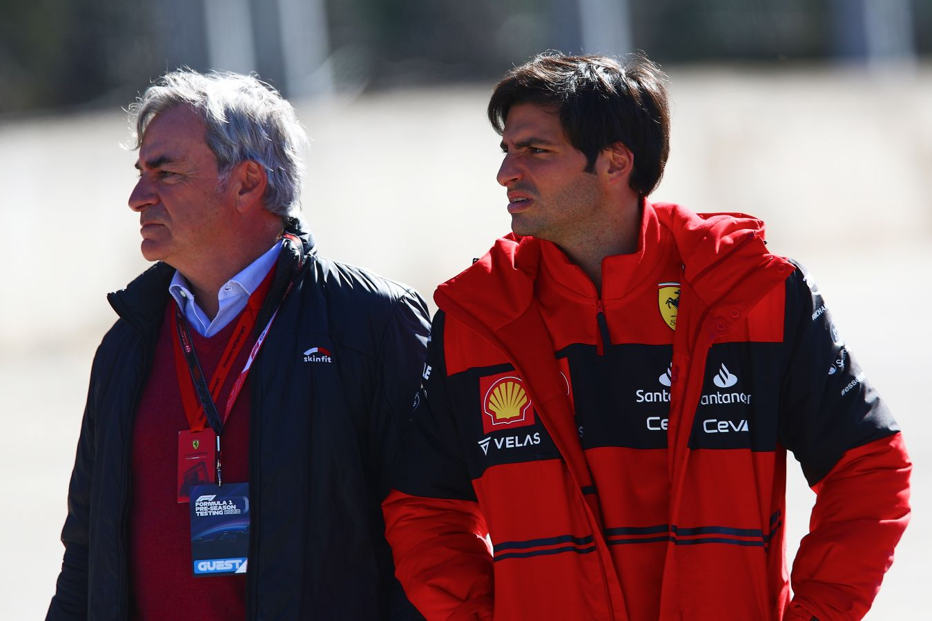 El paddock de la Fórmula 1 hierve con rumores sobre el futuro de Carlos Sainz.
